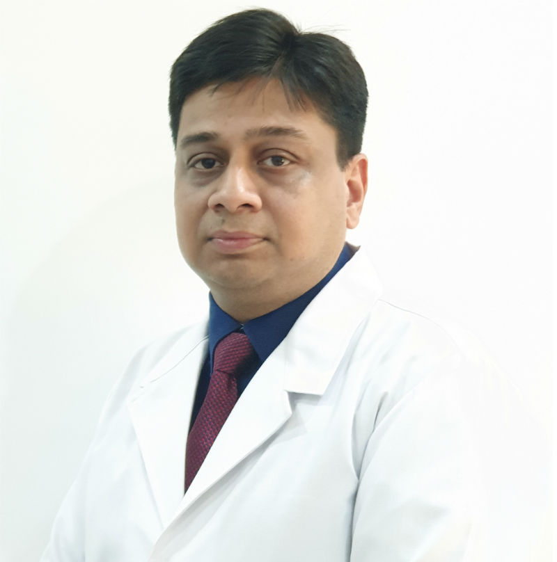Doctor Sandeep Pal Bansal | Best eye specialist in jalandhar - Pal hospital eyetec clinics & the children centre