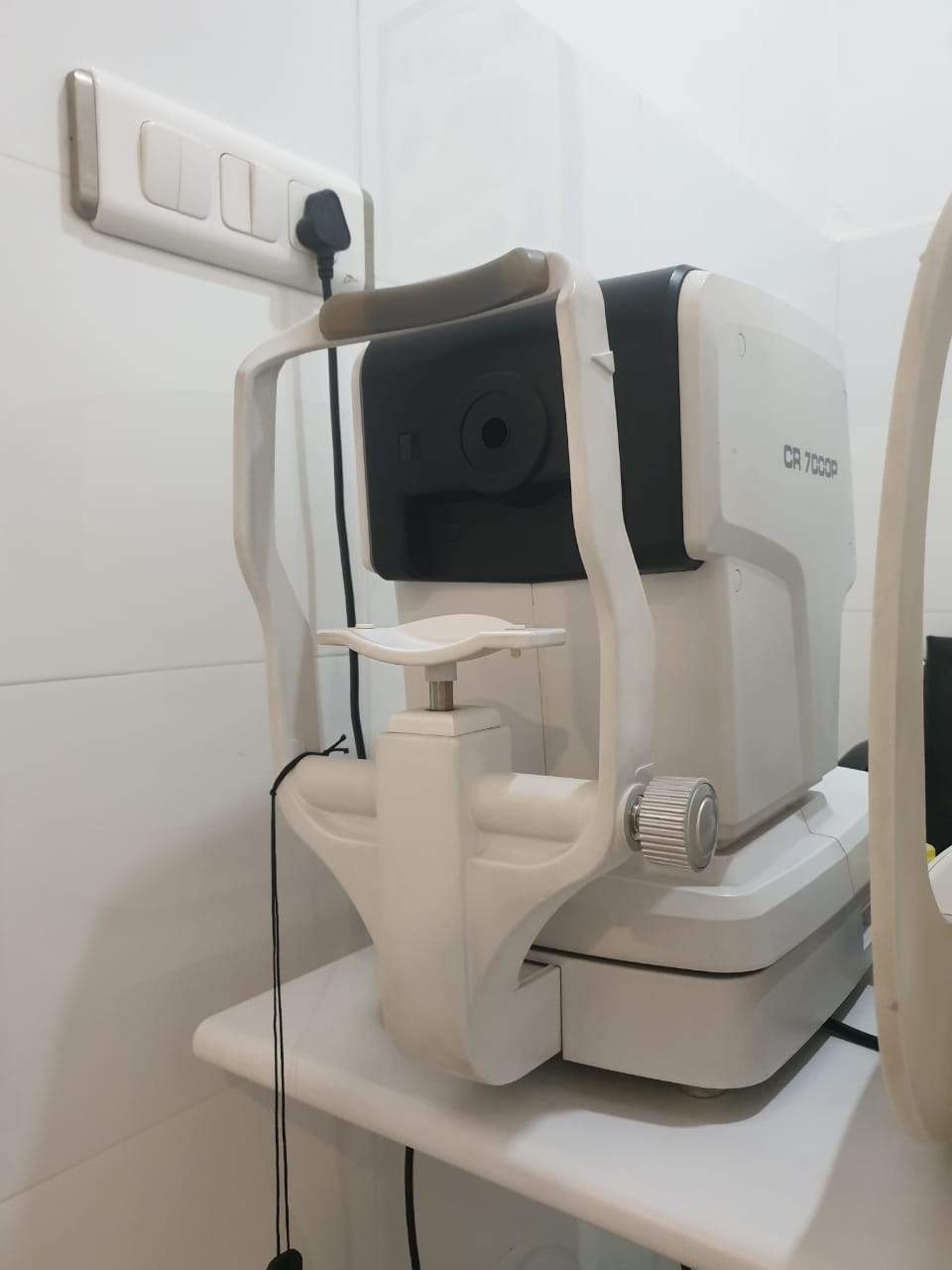 refractometer - Best Cataract Treatment in Jalandhar at Pal Hospital Eyetec Clinics & The Children Centre